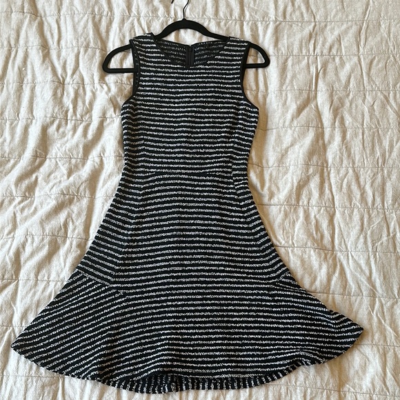 Theory Dresses & Skirts - Theory | Navy & White Stripe Flitted Sleeveless Dress with Flare Skirt | Size 4